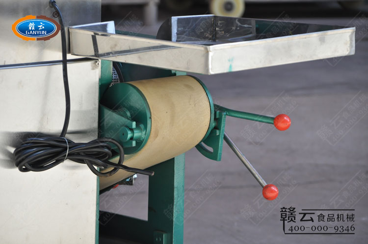 采肉皮帶和托盤(pán)