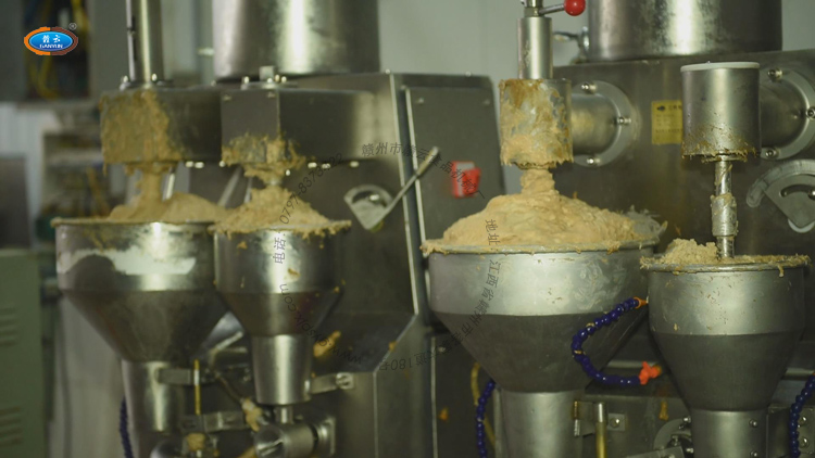 肉丸廠實(shí)拍