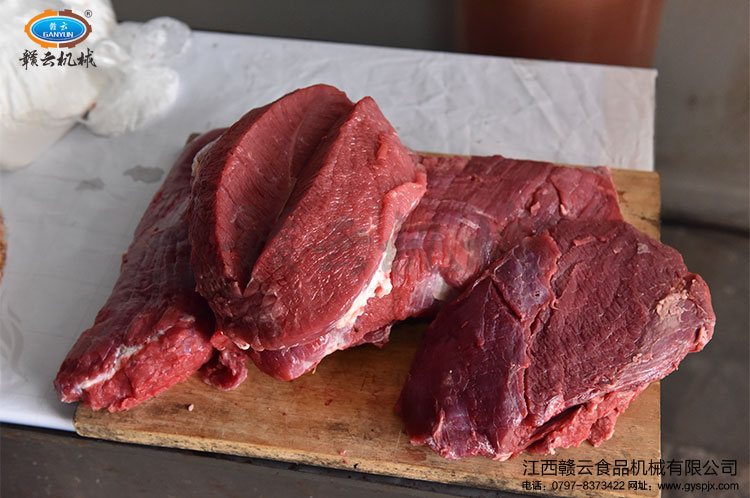 潮汕牛肉丸選用新鮮優(yōu)質(zhì)牛腿肉